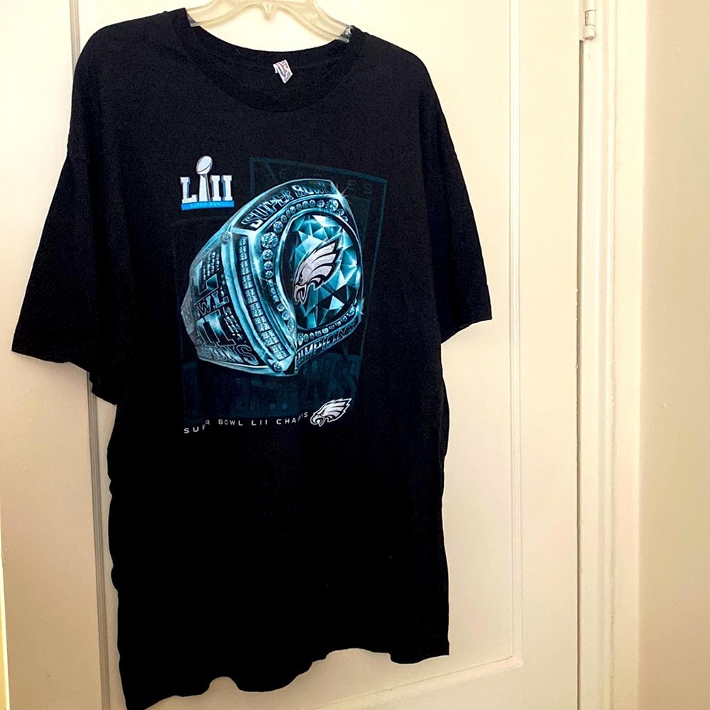 Super Bowl tee shirt size: XL